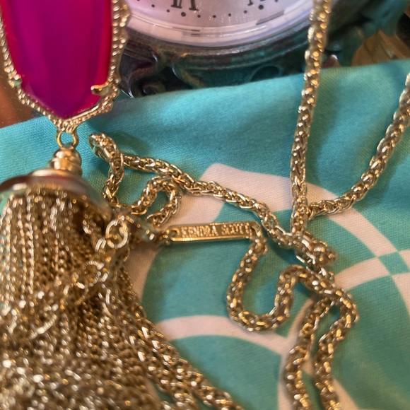 Kendra Scott Everly in Pink Agate - Picture 4 of 9